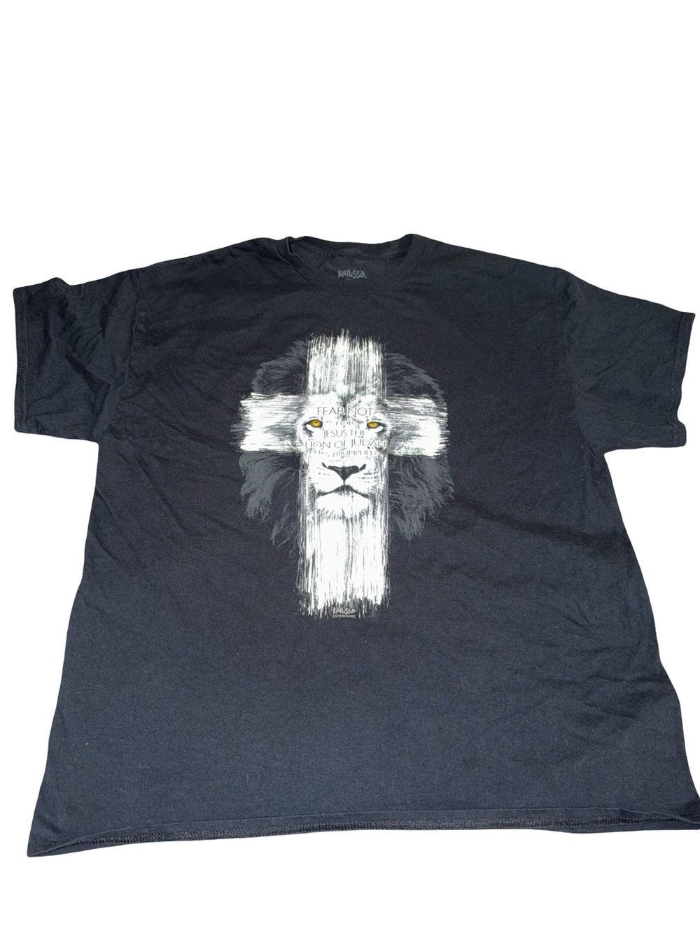 2013 Kerusso lion cross Jesus tee XL